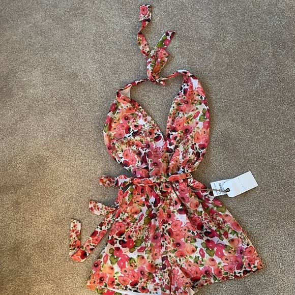 Romper - Picture 5 of 8